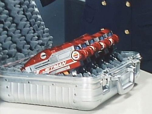 Chōjin Sentai Jetman Season 1 Episode 33 - It's a Cockroach