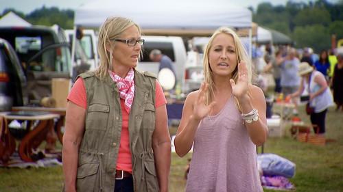 Flea Market Flip Season 5 Episode 4 - Family Flippers