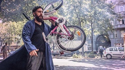 4 Blocks Season 1 Episode 2 - False Nine