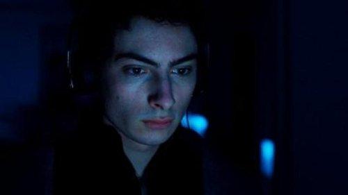 Stalk Season 1 Episode 5 - Stalke-me