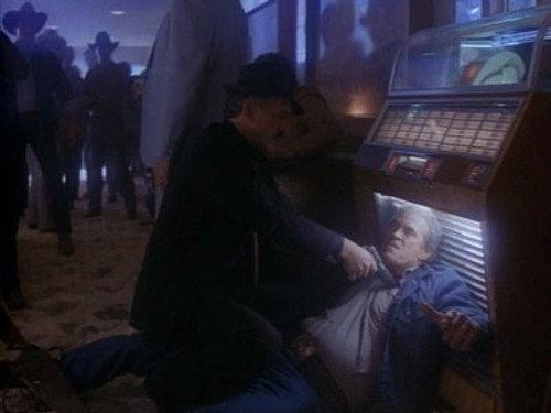 Crime Story Season 2 Episode 16 - Roadrunner