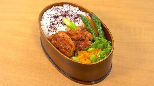 BENTO EXPO Season 7 Episode 1 - Shichimi Chicken Bento & Shichimi Sausage Bento