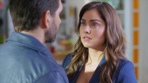 Juegos de amor y poder Season 1 Episode 11 - "Evidencia"