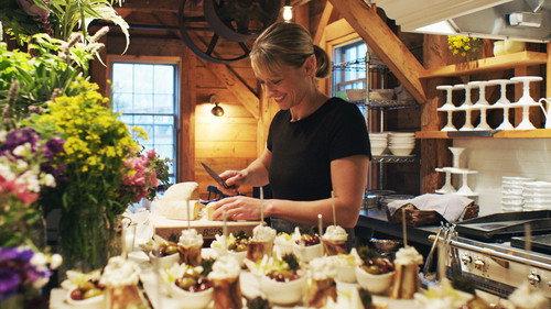 The Lost Kitchen Season 1 Episode 5 - Fall Flavors