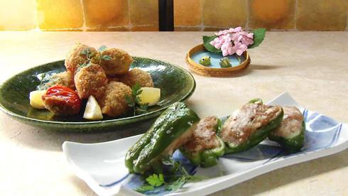 Background image for Authentic Japanese Cooking: Stuffing Part 2 - Pan-fried Stuffed Peppers