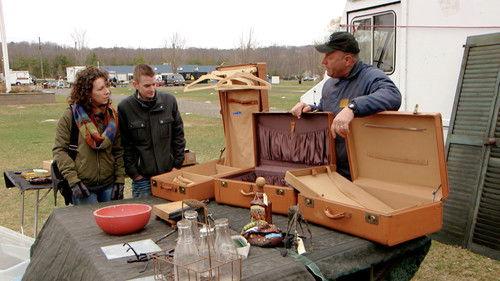 Flea Market Flip Season 12 Episode 1 - Go Bold or Go Home!