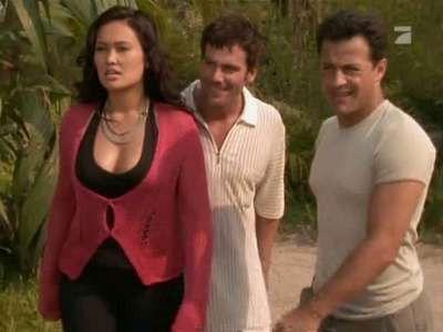 Relic Hunter Season 3 Episode 2 - Mr. Right