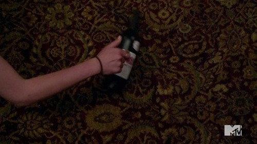 Awkward. Season 2 Episode 12 - The Other Shoe