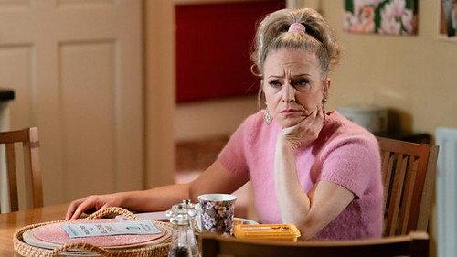EastEnders Season 40 Episode 21 - 6851