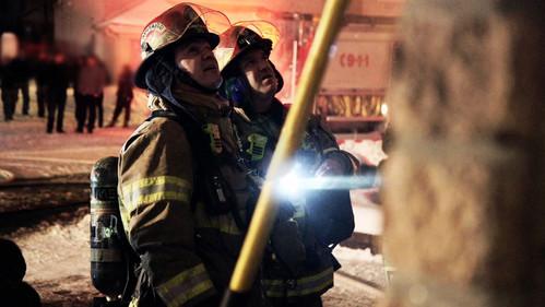 911 Season 2 Episode 21 - Episode 21