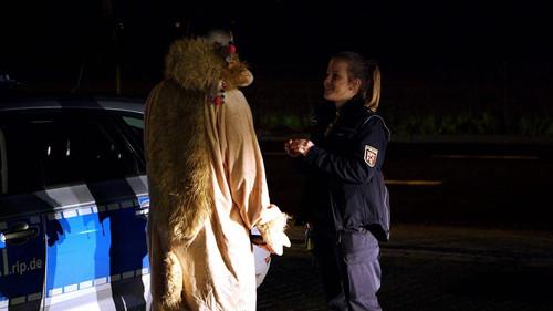 Night patrol Season 1 Episode 3 - A dark carnival