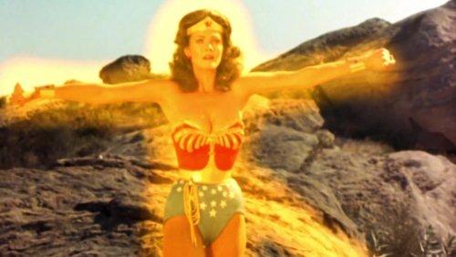 Wonder Woman Season 2 Episode 12 - The Deadly Toys