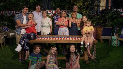 Fuller House Season 3 Episode 3 - Declarations of Independence