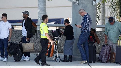 PBS News Weekend Season 5 Episode 2 - January 7, 2017