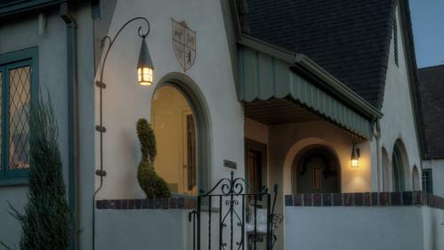 Restored Season 4 Episode 6 - 1927 Storybook Cottage