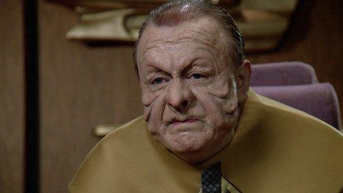 Star Trek: The Next Generation Season 2 Episode 21 - Peak Performance