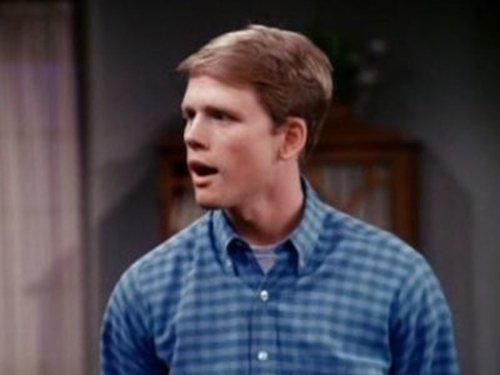 Happy Days Season 3 Episode 13 - They Call It Potsie Love