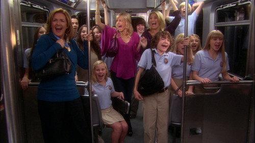 The New Adventures of Old Christine Season 5 Episode 16 - Subway, Somehow