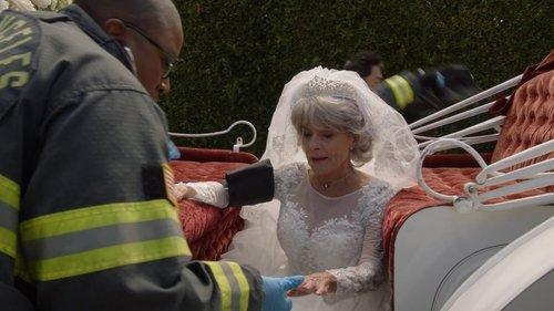 undefined Season 6 Episode 17 - Love Is in the Air