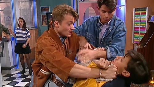 Premiers Baisers Season 1 Episode 13 - Episode 13