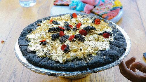The Pizza Show Season 2 Episode 6 - NYC's Other Boroughs