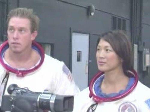 Fact or Faked: Paranormal Files Season 1 Episode 11 - Lunar Landing Hoax / Tropical Intruder