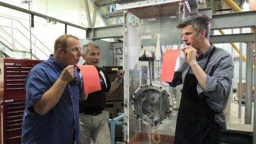 Going Deep with David Rees Season 1 Episode 7 - How to Throw a Paper Airplane