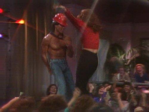 Married... with Children Season 2 Episode 5 - Girls Just Want to Have Fun (1)