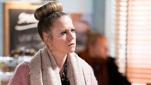 EastEnders Season 37 Episode 14 - 6209