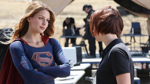 Supergirl Season 1 Episode 2 - Stronger Together
