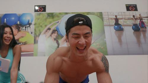 Show!terview with Jessi Season 1 Episode 4 - You crazy? Jessi's interview with abusive language