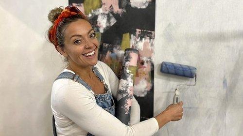 Inside the Factory Season 8 Episode 10 - Paint and Wallpaper