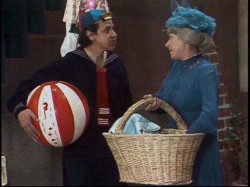 El Chavo del Ocho Season 1 Episode 38 - El Robachicos