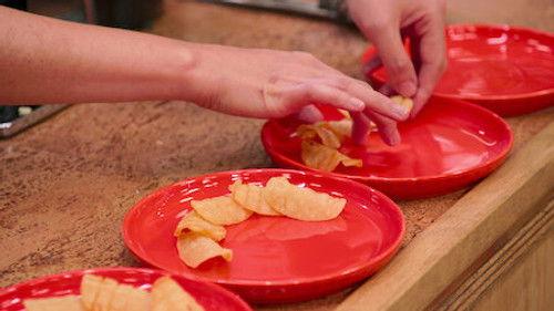 Snack vs Chef Season 1 Episode 2 - Pringles