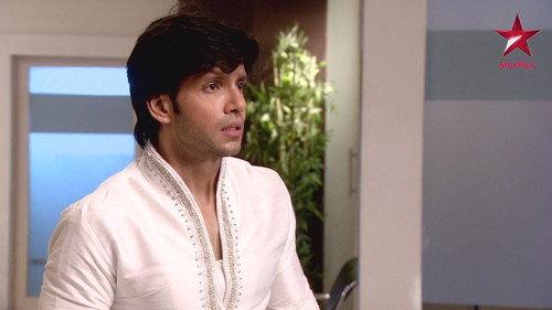 Ek Hasina Thi Season 8 Episode 16 - Dev Takes Raima to The Hospital