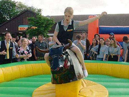 The Discounters Season 2 Episode 9 - Episode 9