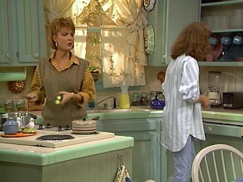 undefined Season 1 Episode 17 - Try to Remember (2)