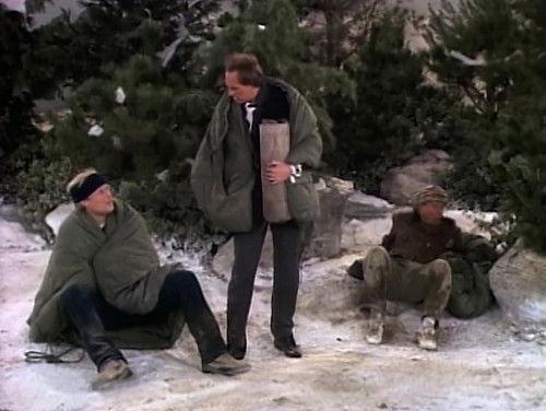 Coach Season 7 Episode 16 - The Kicker