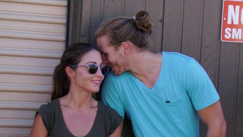 Storage Wars Season 9 Episode 10 - Mary's Big Score