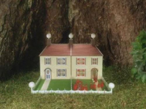 In the Night Garden Season 1 Episode 10 - Too Loud Tombliboos Nice and Quiet