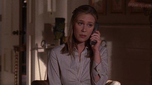 Gilmore Girls Season 4 Episode 3 - The Hobbit, the Sofa, and Digger Stiles