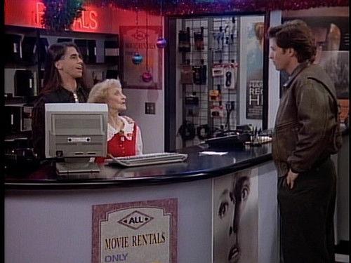 Wings Season 4 Episode 10 - The Customer's Usually Right