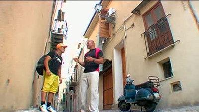 Pizza Season 4 Episode 5 - Holiday Pizza (2)