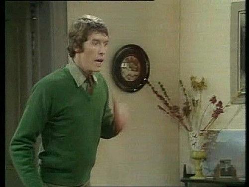 Some Mothers Do 'Ave 'Em Season 1 Episode 3 - Love Thy Neighbour