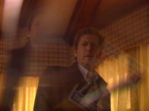 Tanner '88 Season 1 Episode 2 - The Dark Horse (2)