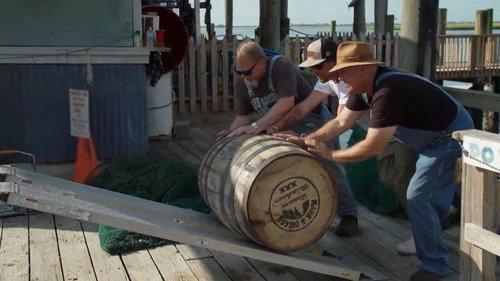 Moonshiners Season 11 Episode 7 - Bottle Shock