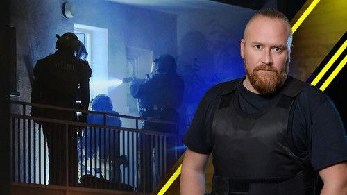 Night patrol Season 4 Episode 1 - Episode 1