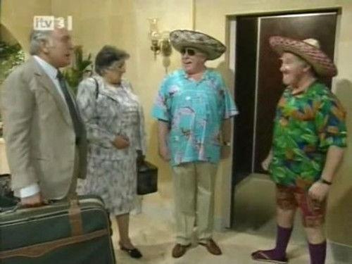 Never the Twain Season 11 Episode 1 - Viva Espana!