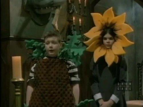 The New Addams Family Season 1 Episode 3 - The Addams Family Goes to School