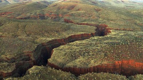 Australia's Wild Odyssey Season 1 Episode 3 - Carving the Landscape